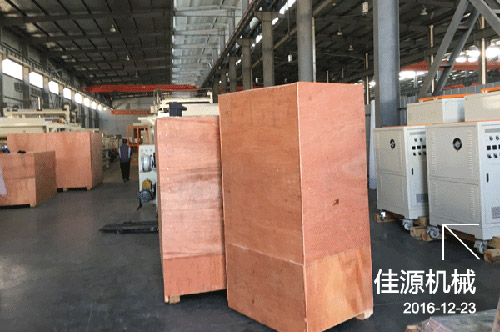 Merry Christmas！hot melt coating machine has deliveried to Egypt