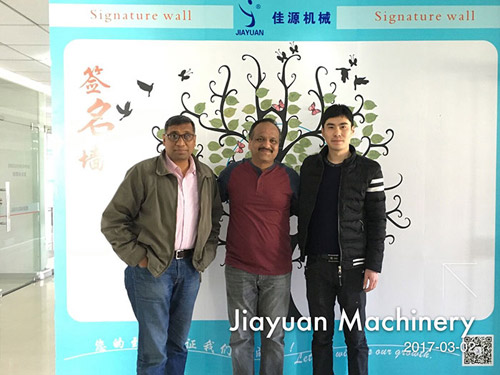 Welcome India customers to visit our company exchange.